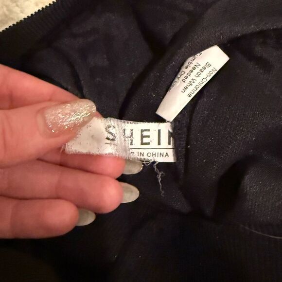 Black SHEIN corduroy pants - Picture 5 of 9